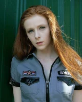 Girls Out West - 01-amy-pale-0001