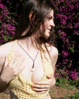 Girls Out West - 06-anais-hippie-chick-0006