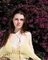 Girls Out West - 10-anais-hippie-chick-0010