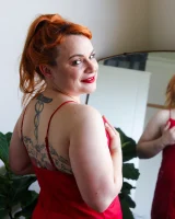 Girls Out West - 17-belle-h-mirror-mirror-0017