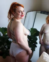 Girls Out West - 24-belle-h-mirror-mirror-0024