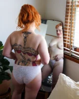 Girls Out West - 29-belle-h-mirror-mirror-0029