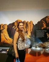 Girls Out West - 09-cleo-goes-to-sydney051