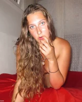 Girls Out West - 33-cleo_scarey_valentines055