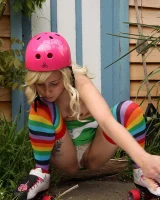 Girls Out West - 17-dante_rollerskates_056