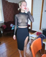 Girls Out West - 26-0026