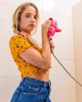 Girls Out West - 09-eliza-cumming-doing-good-0009