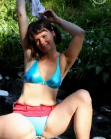 Girls Out West - 10-featherriver010