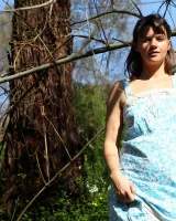 Girls Out West - 04-rocks004