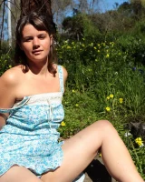 Girls Out West - 16-rocks020