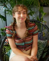 Girls Out West - 01-felicity-leafy-0001