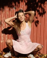 Girls Out West - 02-003