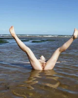 Girls Out West - 70-bikinis0100