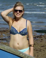 Girls Out West - 13-boat013