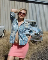 Girls Out West - 02-car002