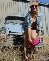 Girls Out West - 34-car048