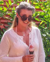 Girls Out West - 02-ivy-melt-0002