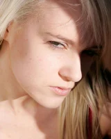 Girls Out West - 24-jaimie-shopping-0024