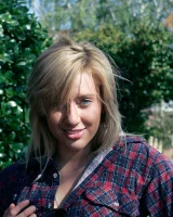 Girls Out West - 16-larissa-in-house-0016