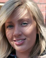 Girls Out West - 23-larissa-in-house-0023