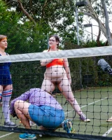 Girls Out West - 05-lilium-loretta-woolf-robin-raine-bts-p1020075