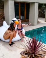 Girls Out West - 44-lilium-loretta-woolf-robin-raine-bts-p1020276