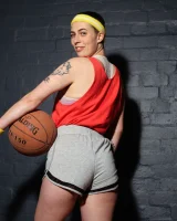 Girls Out West - 04-luca-b-ball-0004