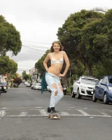 Girls Out West - 17-025