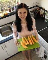 Girls Out West - 01-lulu_juicy_fruit_001