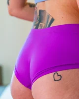 Girls Out West - 03-monty-icy-pole-0003