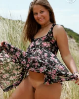 Girls Out West - 10-beach0045