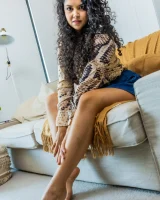 Girls Out West - 06-paislee-working-from-home-0006