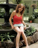 Girls Out West - 04-pam_glass_house006