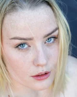 Girls Out West - 80-penelope-banana-80