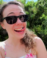 Girls Out West - 01-rosie-on-holiday-0001