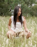 Girls Out West - 04-006