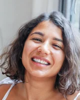 Girls Out West - 04-rubi_valentine_window_light-04