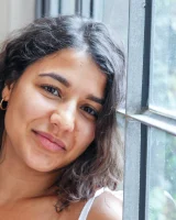 Girls Out West - 06-rubi_valentine_window_light-06