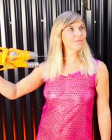 Girls Out West - 04-stella-super-04