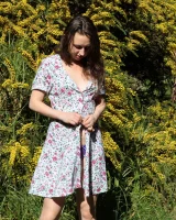 Girls Out West - 28-tree033